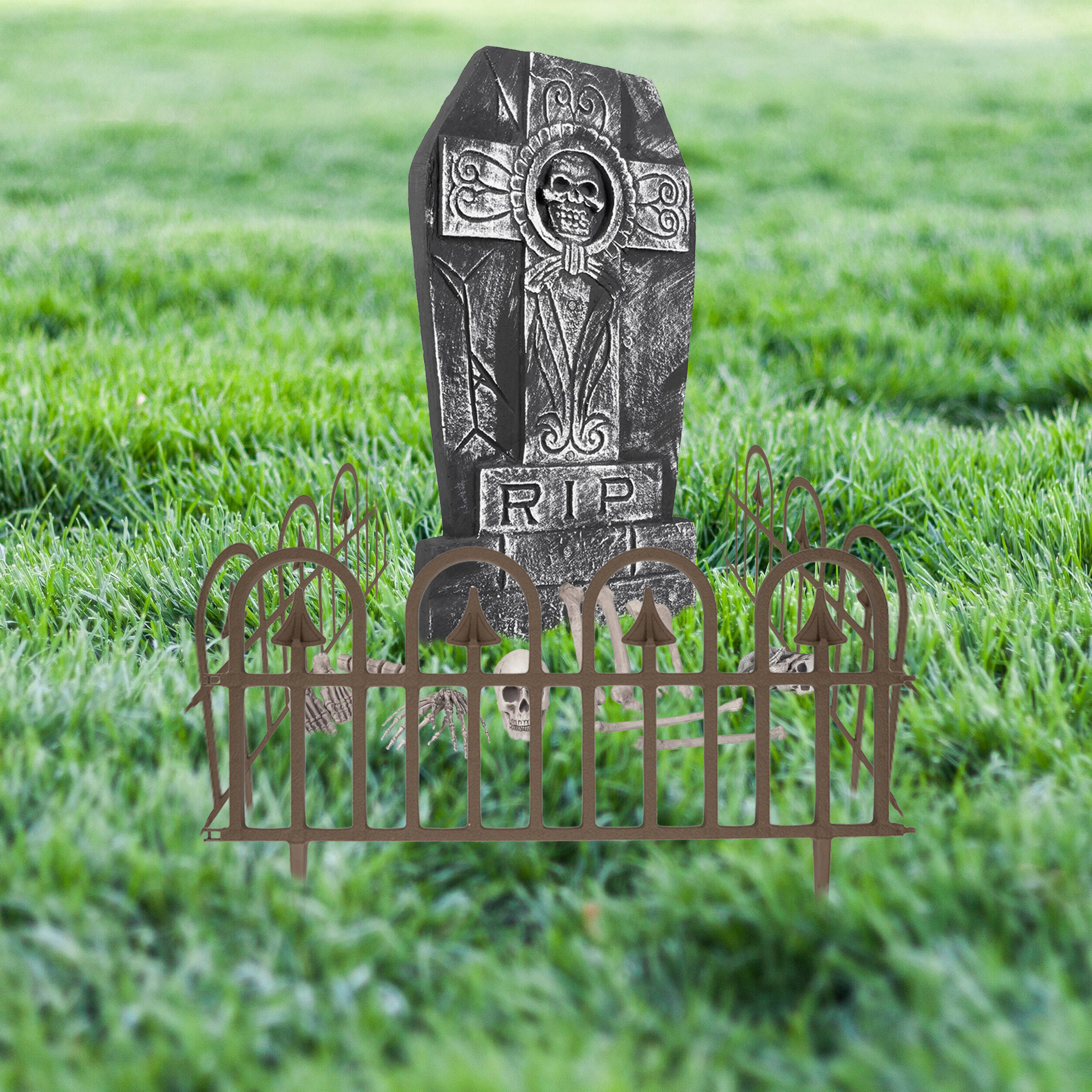 Complete horror tuin decoratie set kerkhof met grafsteen en hekjes
