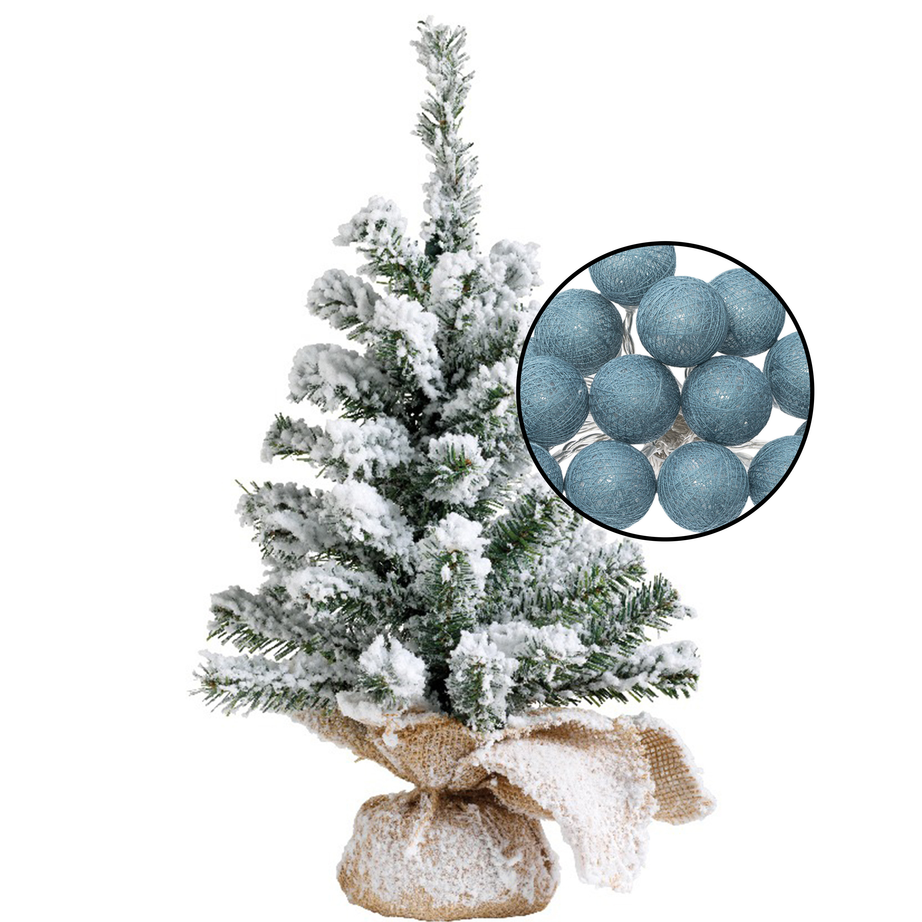 Mini kerstboom besneeuwd met verlichting in jute zak H45 cm blauw