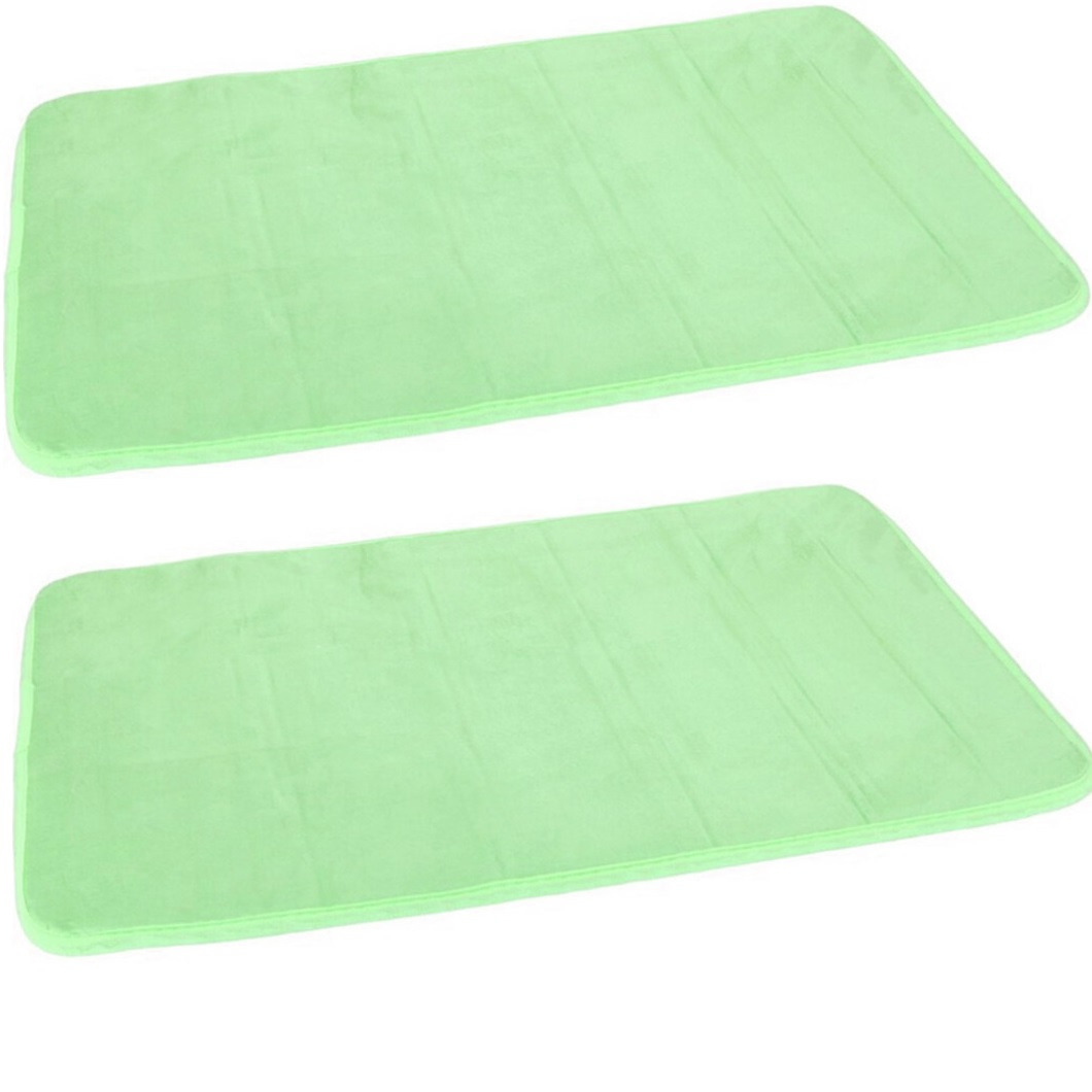 Set van 2x stuks badkamerkleedje rechthoekig 40 x 60 cm groen van sneldrogend materiaal