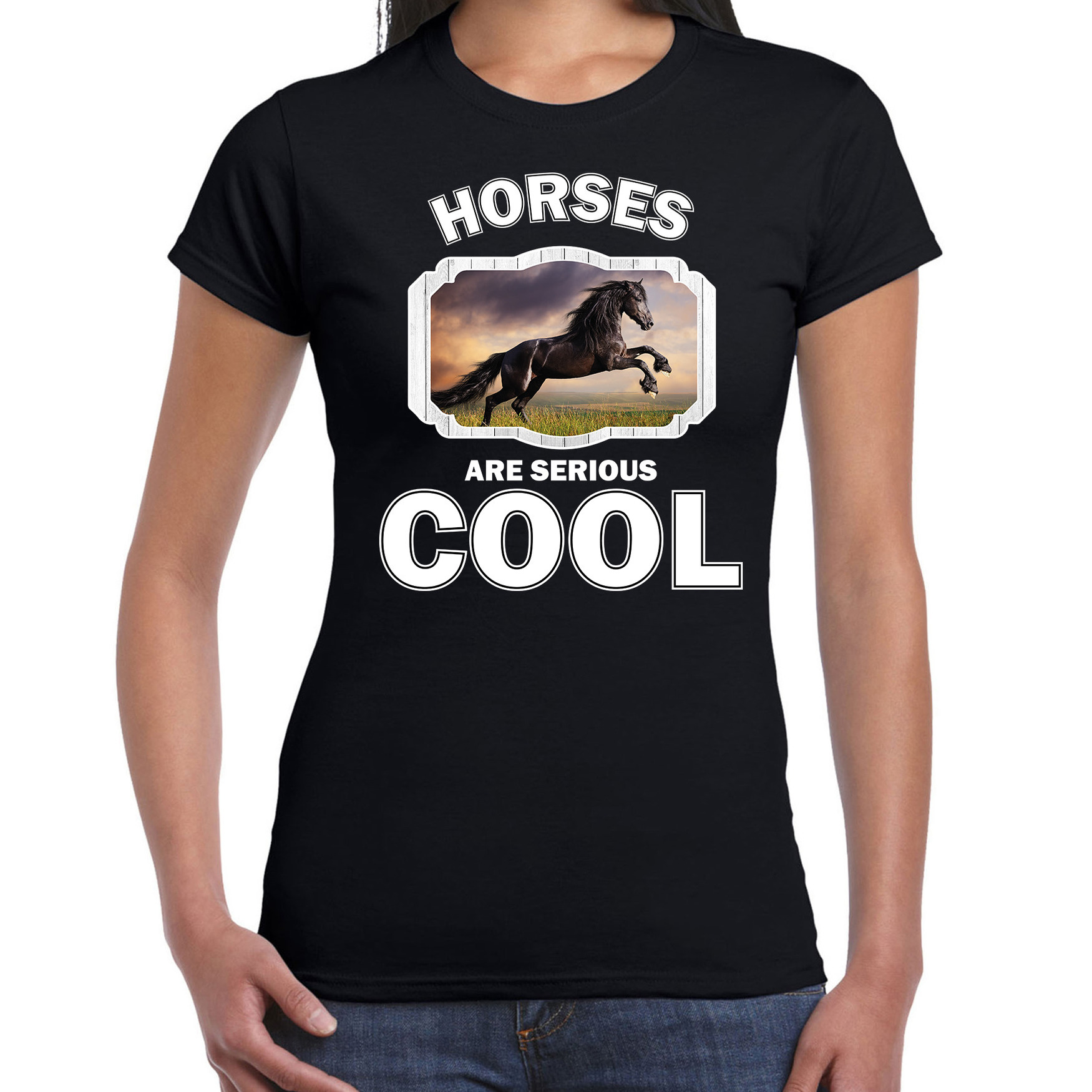 T-shirt horses are serious cool zwart dames paarden- zwart paard shirt