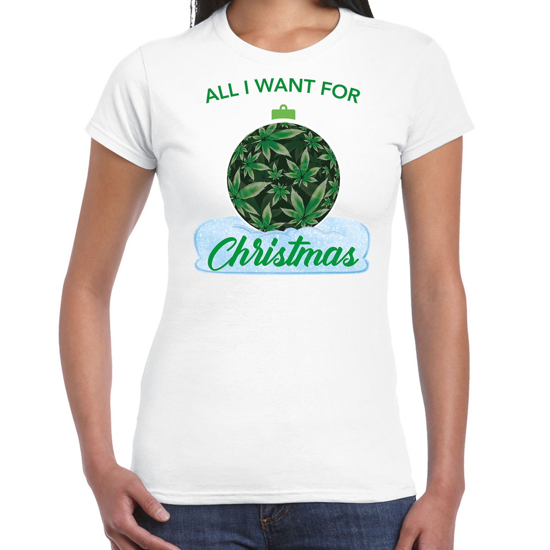 Wit Kerstshirt-Kerstkleding All i want for christmas voor dames met wiet kerstbal