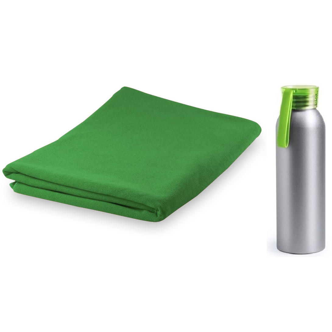 Yoga wellness microvezel handdoek en waterfles groen