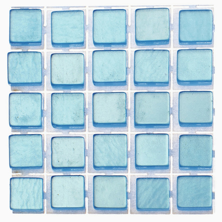 119x stuks mozaieken maken steentjes/tegels kleur lichtblauw 5 x 5 x 2 mm
