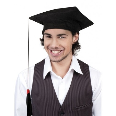 12x Graduate hats black