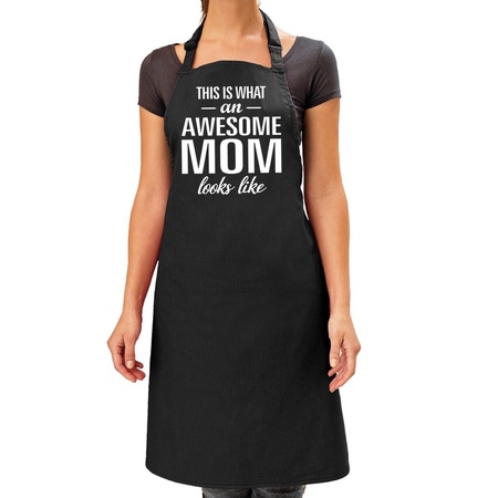 Awesome Mom and Awesome Dad aprons - Gift apron set for Dad and Mom