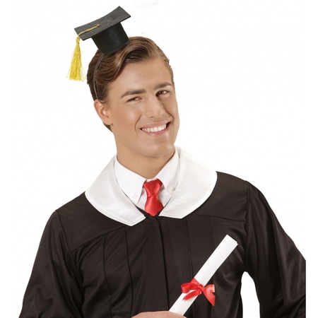 Mini graduation hats on diadem
