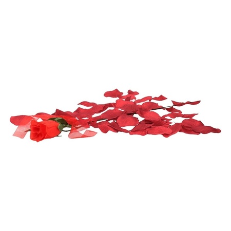 Voordelig valentijn cadeau rode kunstroos met bordeauxrode rozenblaadjes
